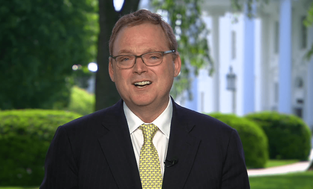 Trump escolhe Kevin Hassett para liderar Conselho Econômico Nacional