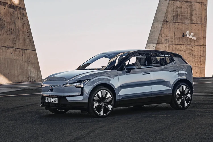 Volvo EX30: linha premium da marca incluem equipamentos de segurança avançados. (Volvo/Divulgação)