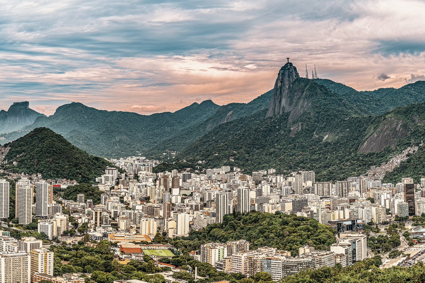 Novo plano diretor e revitalização do centro levam Rio à liderança de lançamentos em 2024