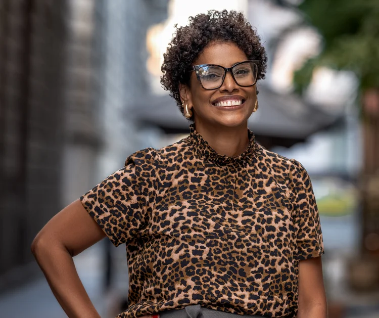 Alexandra Romana, fundadora do Cadeira.com: plataforma otimiza o uso de cadeiras vazias em salões de beleza no Brasil.