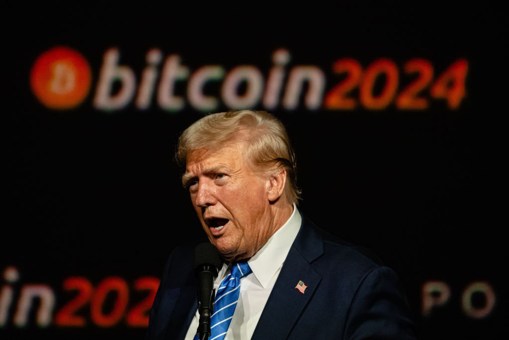 Empresa de Donald Trump quer lançar ETF de bitcoin no mercado dos EUA