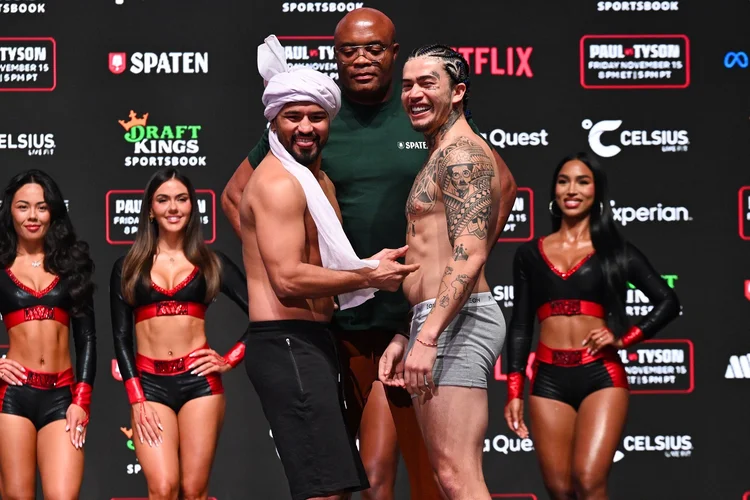 IRVING, TEXAS - NOVEMBER 14: Whindersson Nunes (right) and Neeraj Goyat (left) faceoff during Weigh-In at the Toyota Music Factory in Irving, Texas on November 14, 2024 ahead of their match for the Premiere Boxing Championship which will be on November 15 Friday night at AT&amp;T Stadium in Arlington, Texas, United States. (Photo by Tayfun Coskun/Anadolu via Getty Images) (Tayfun Coskun/Anadolu /Getty Images)