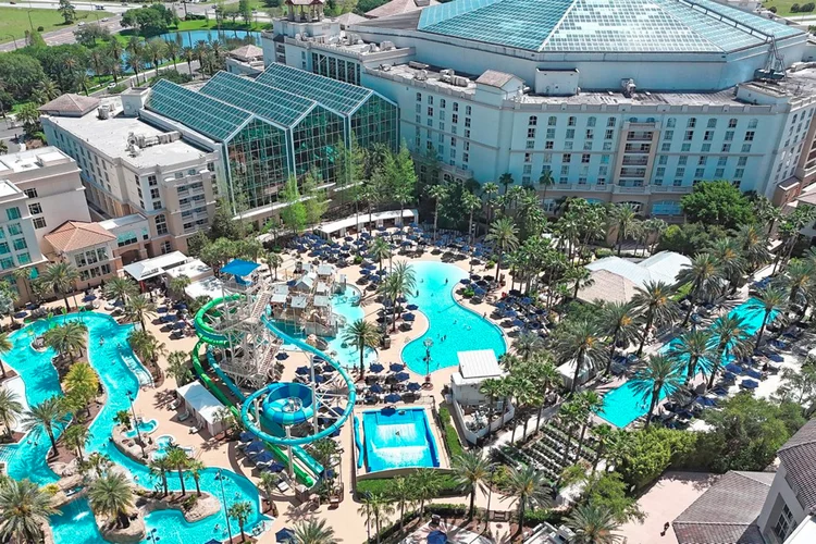 Resort Gaylord Palms, hotel que pertence à rede Marriott International, grande complexo hoteleiro dos Estados Unidos, tem inovado no jeito de desenvolver o seu time (Gaylord Palms Resort & Convention Center/Divulgação)