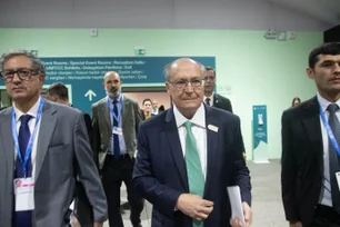 Imagem referente à matéria: Indústria e agronegócio debaterão com governo tarifaço de Trump, diz Alckmin