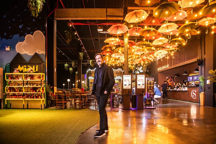 Ale Costa, fundador da Cacau Show: rede inaugura centenas de lojas por ano desde 2020 (Leandro Fonseca/Exame)