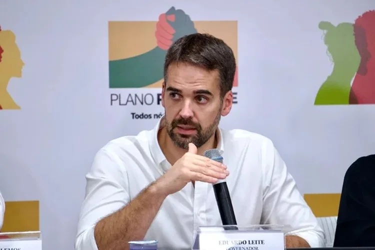 Eduardo Leite, governador do RS: com uma economia representando cerca de 6,5% do PIB nacional, o estado, que enfrentou a maior catástrofe climática de sua história, inicia um novo capítulo.   (Governo do RS/Divulgação)