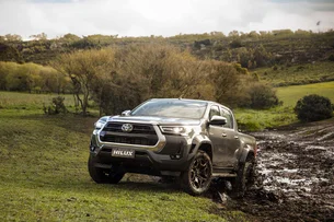 Toyota Hilux e SW4 ganham nova motorização e 10 anos de garantia no modelo 2025