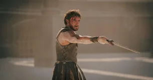 Empresa centenária mudou a história do cinema — e hoje disputa espaço em setor competitivo