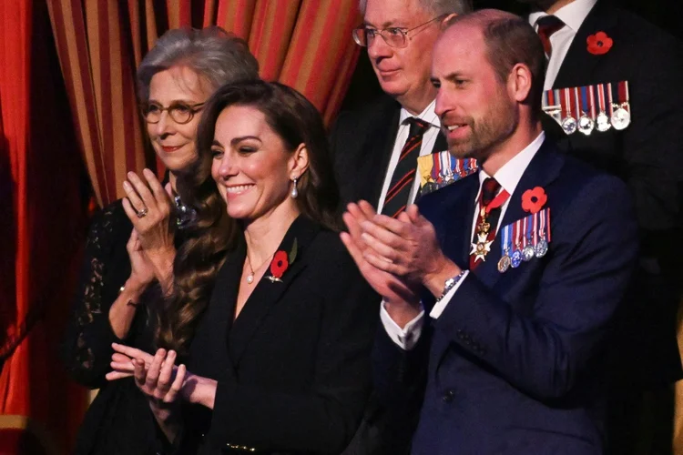 Kate e William assistem a cerimônia no Royal Albert Hall, em Londres (Pablo San Roman/AFP)