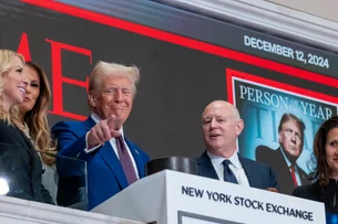 Bolsa de Nova York avança em processo para listar ETF de cripto da Trump Media