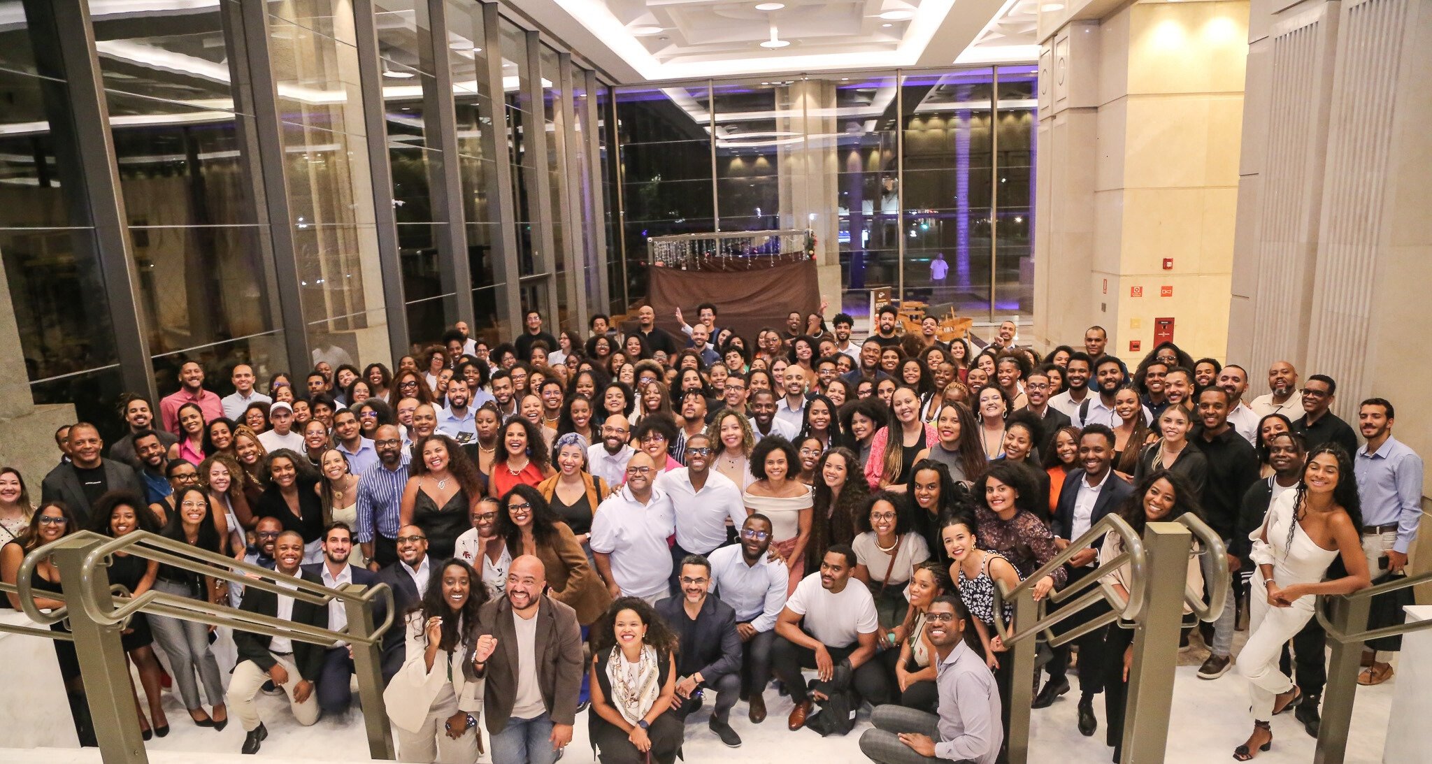 Conta Black realiza happy hour de networking entre profissionais negros do setor financeiro