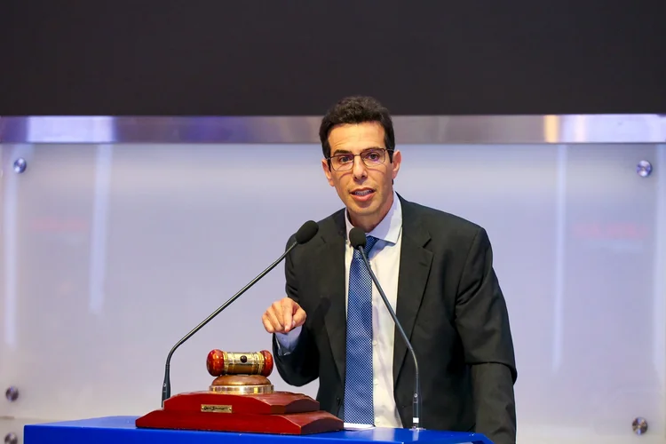 Renato Feder: secretário de Tarcísio aposta que proibição de celulares será importante para aprendizagem (Marcelo S. Camargok/Governo do Estado de SP/Flickr)