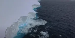 Imagem referente à matéria: Maior e mais antigo iceberg do mundo está à deriva na Antártida