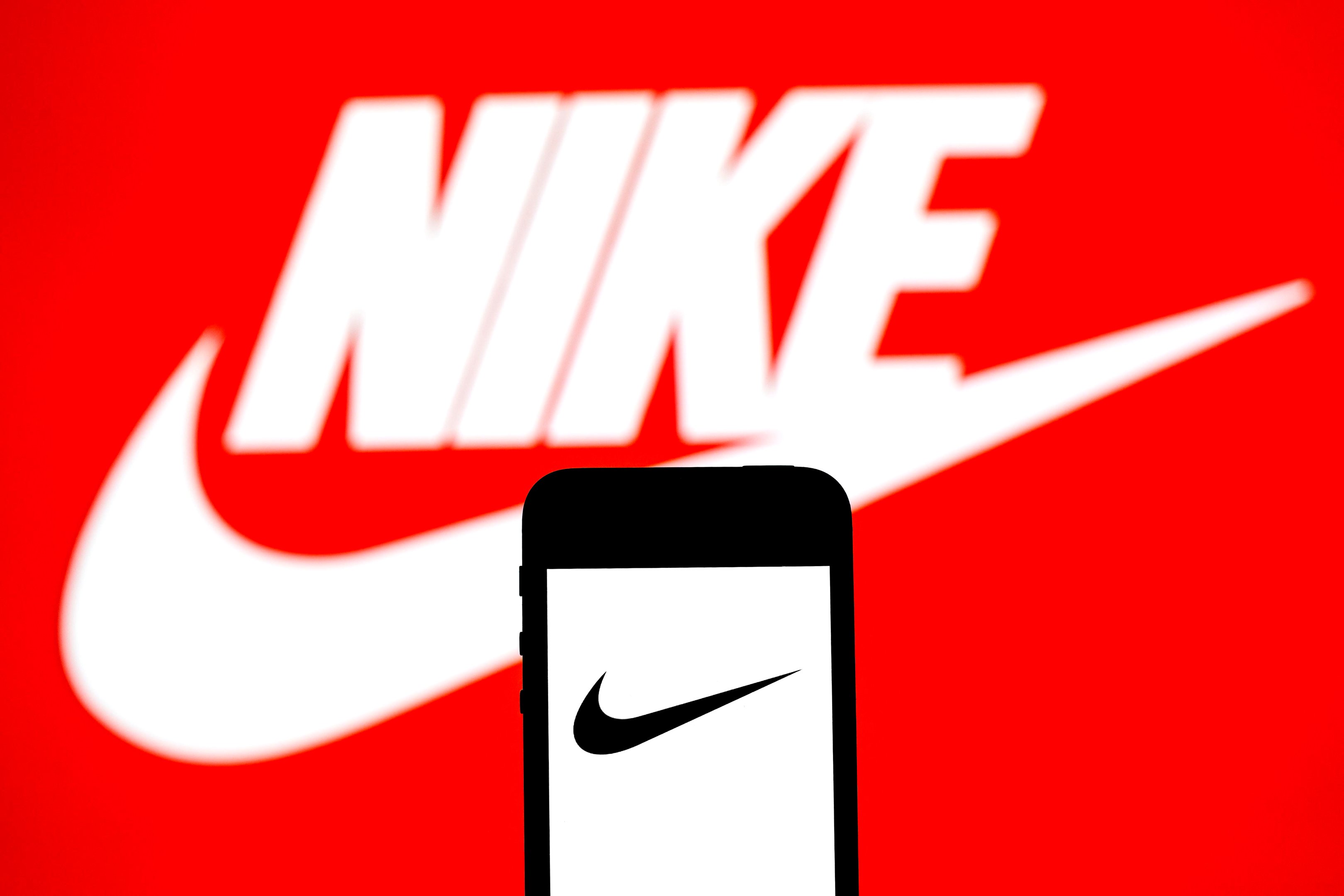 Nike surpreende Wall Street com lucro acima da expectativa e ações sobem 2% no pós-mercado