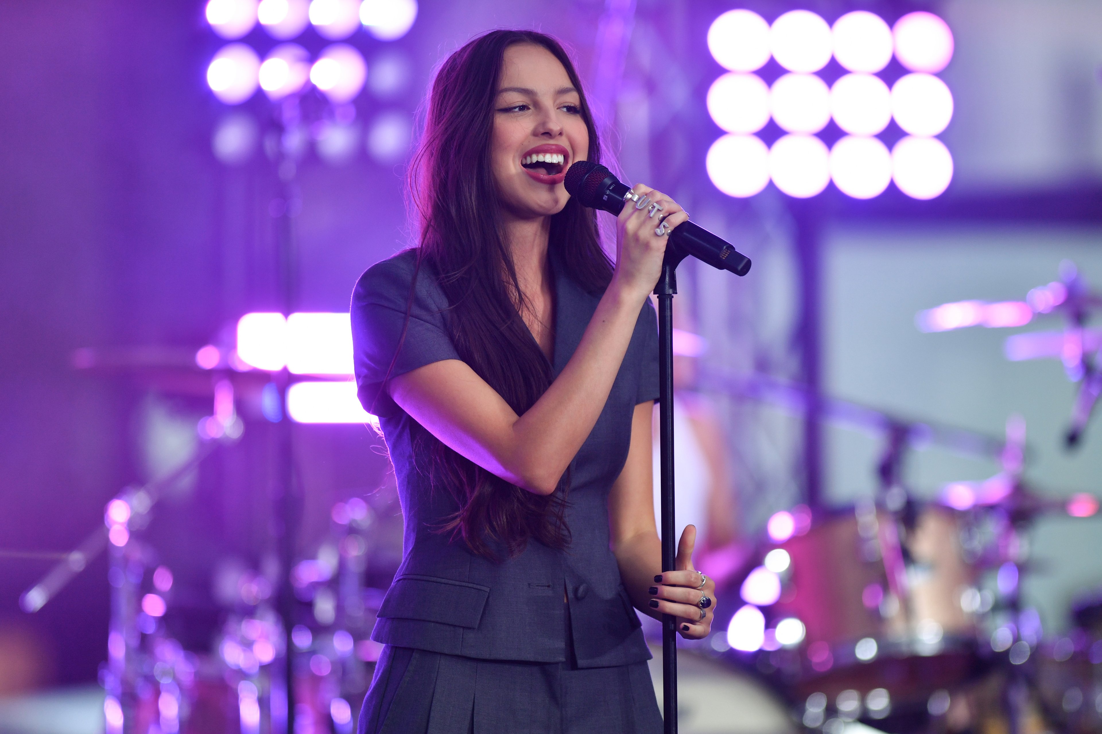 NEW YORK, NY - SEPTEMBER 08: Olivia Rodrigo performs on NBC's "Today" at Rockefeller Plaza on September 8, 2023 in New York City.   (Photo by NDZ/Star Max/GC Images)