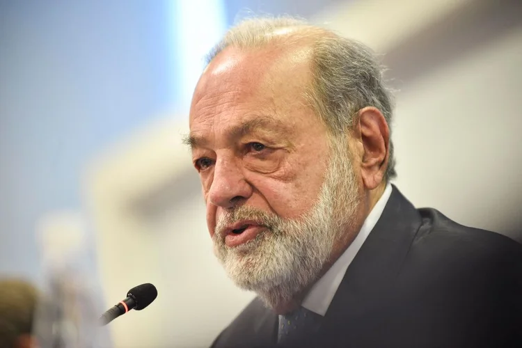 Carlos Slim: mais rico da América Latina defende descanso de 4 dias na semana (RODRIGO OROPEZA/AFP/Getty Images)