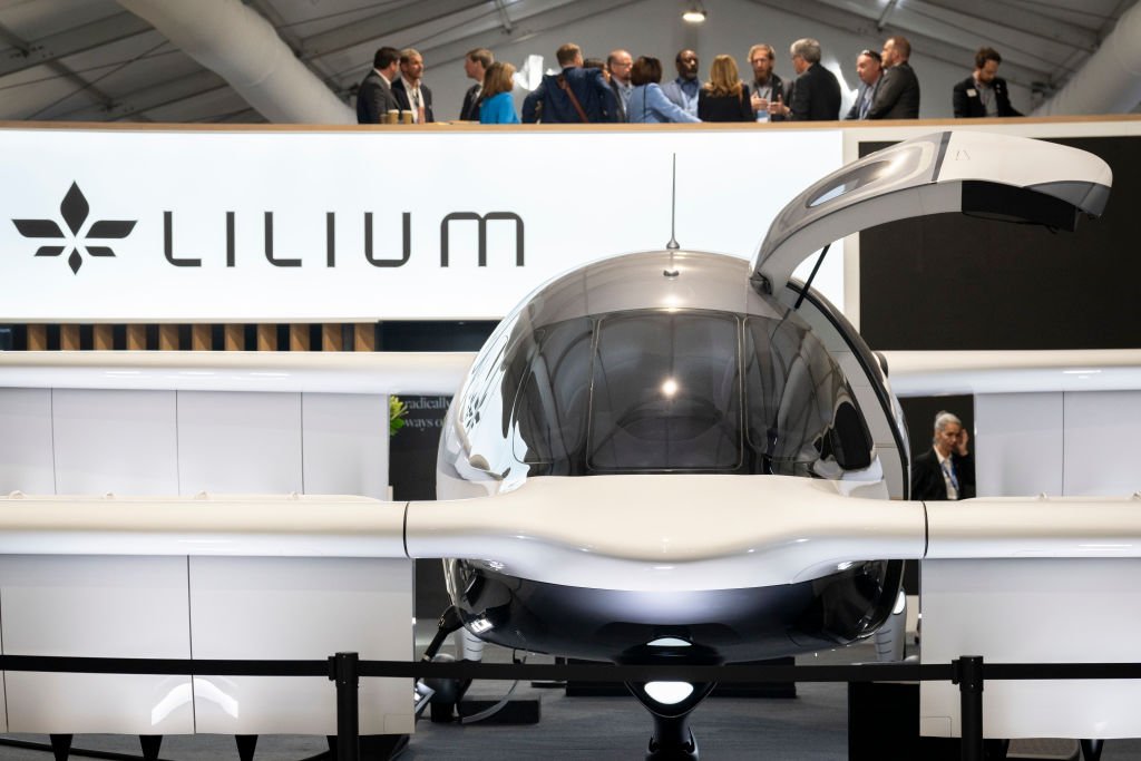 Lilium, de aviões elétricos, encerra operações após falência e demissão de 1.000 funcionários