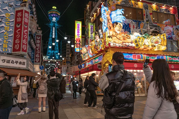 Japão: país está registrando níveis recordes de turistas em 2024 — e a tendência deve continuar.  (Kichul Shin/NurPhoto/Getty Images)