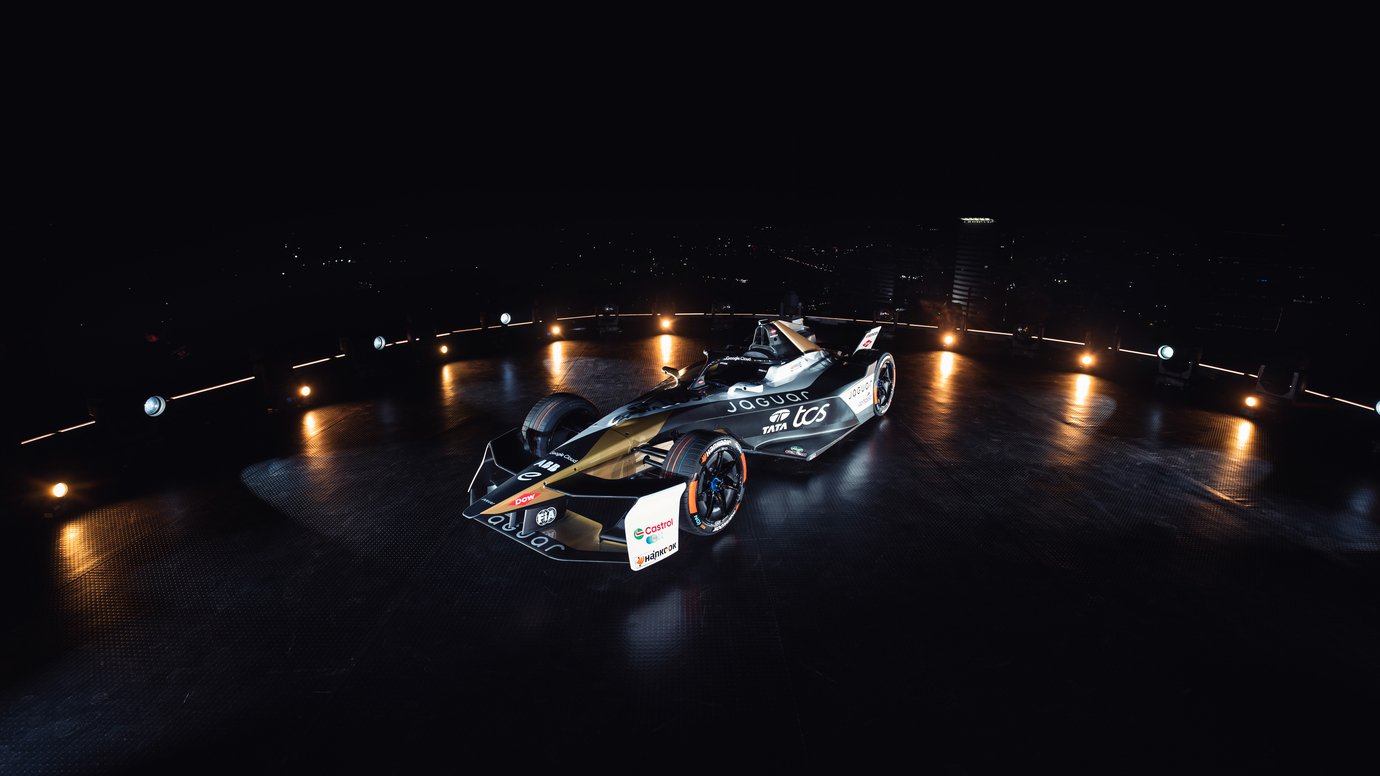 Carro da Fórmula E supera F1 em aceleração: tecnologias que podem revolucionar seu veículo elétrico