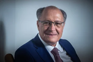 Alckmin vai ao Vaticano representar governo na missa de início de pontificado do Papa Leão XIV