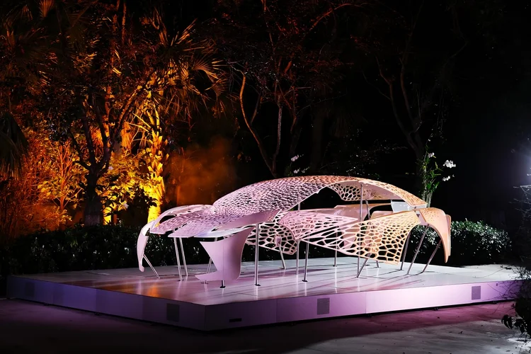 Lexus: os modelos da marca japonesa costumam apresentar linhas aerodinâmicas que melhoram o desempenho. (Divulgação/Divulgação)