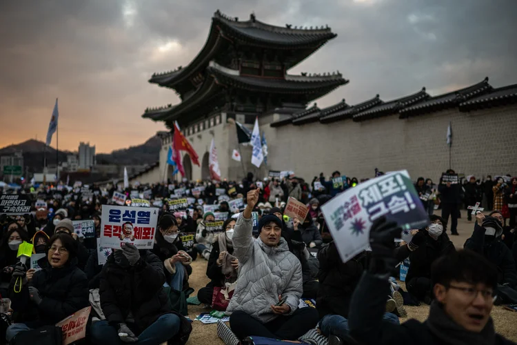 Coreia do Sul: país está imerso em um caos político desde o mês passado (Philip FONG/AFP)