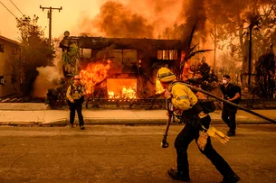 Um mês antes dos incêndios, chefe dos bombeiros de LA alertou sobre cortes no orçamento