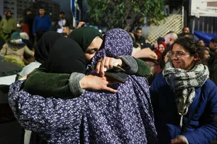 Imagem referente à matéria: Israel liberta 90 Palestinos após soltura de três reféns pelo Hamas