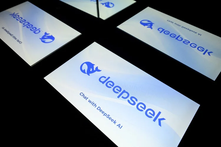 Deepseek precisa encontrar equilíbrio entre preço e desempenho para se manter competitivo no mercado de IA (Lionel Bonaventure/AFP)