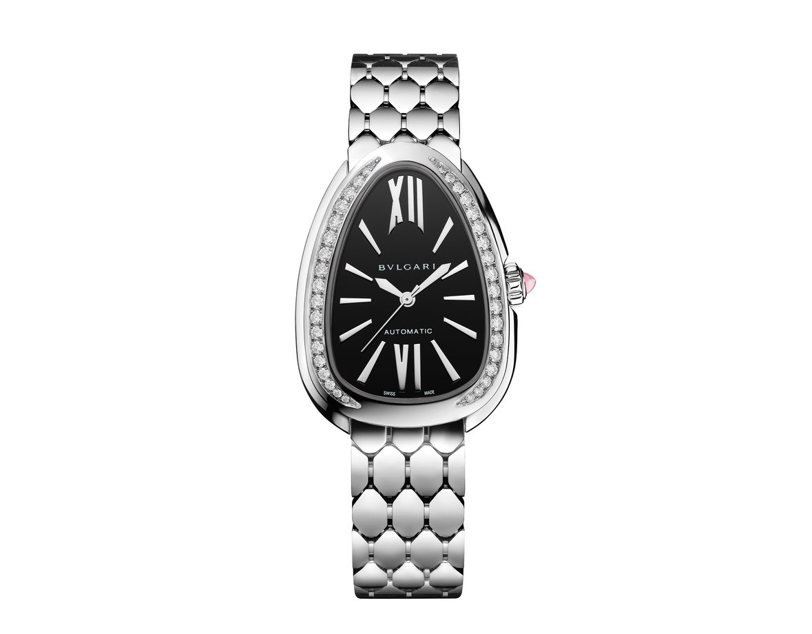 Bvlgari Serpenti Seduttori Automatic 104062: Mostrador laqueado preto com ponteiros e índices de aço. Pulseira flexível de aço com fivela dobrável.