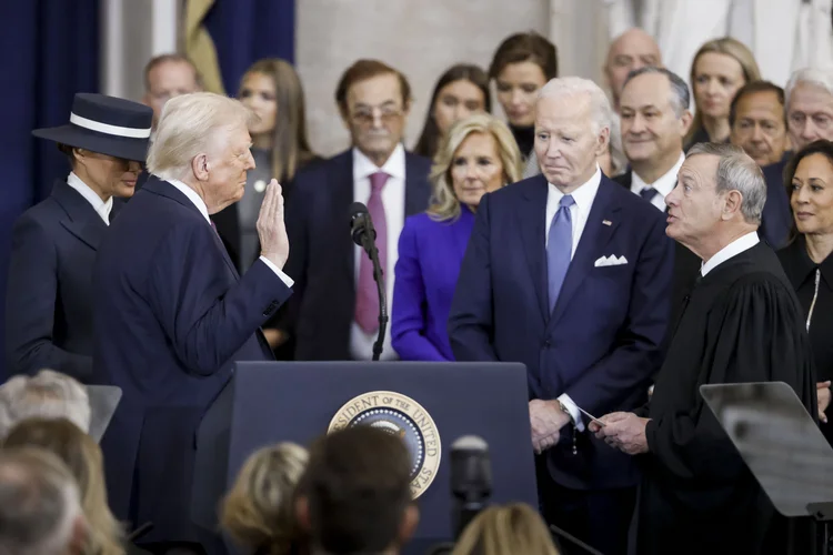 Donald Trump e Joe Biden no juramento de posse do presidente eleito  (Chip Somodevilla / POOL / AFP/AFP)