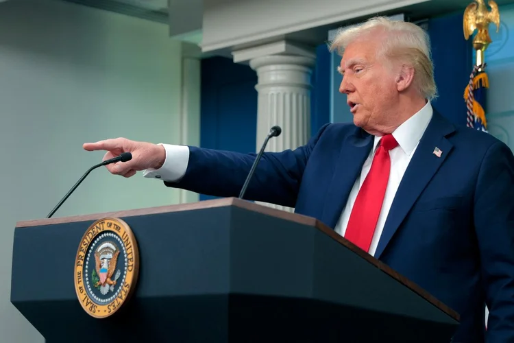 Donald Trump, presidente dos EUA, durante entrevista coletiva na quinta, 30 (Chip Somodevilla/AFP)