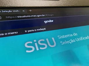 Imagem referente à matéria: Universidades suspendem calendário de matrículas dos aprovados pelo Sisu por falta de dados do MEC