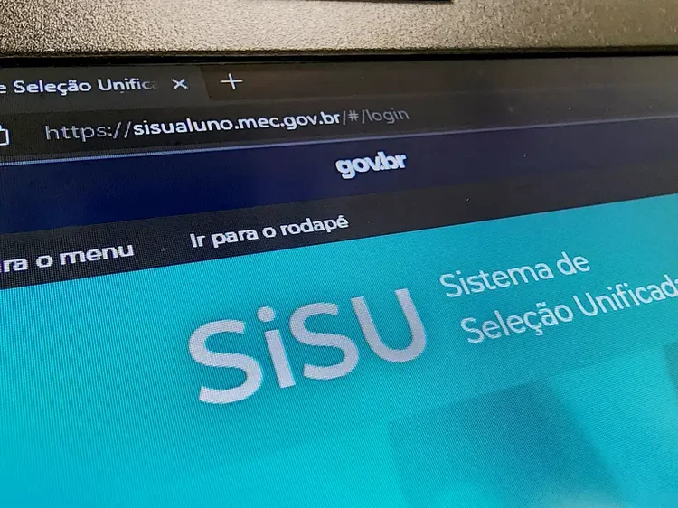 Atraso no envio de dados do Sisu pelo MEC suspende matrículas em pelo menos seis universidades (Rafa Neddermeyer/Agência Brasil)