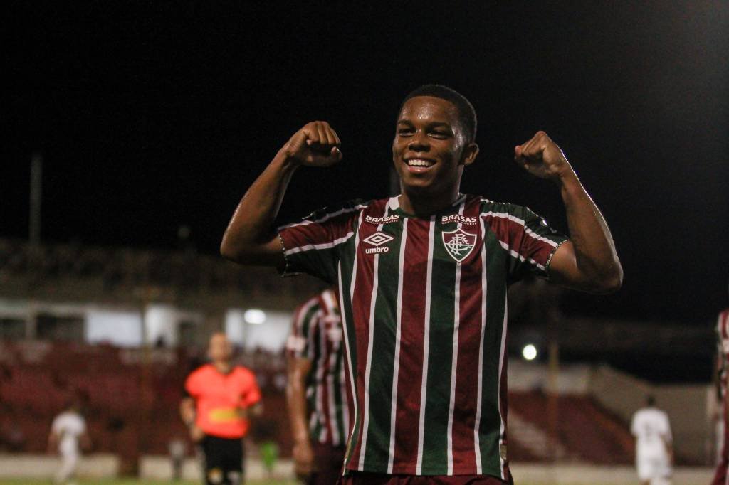 Fluminense x Coimbra: onde assistir e horário do jogo pela Copinha