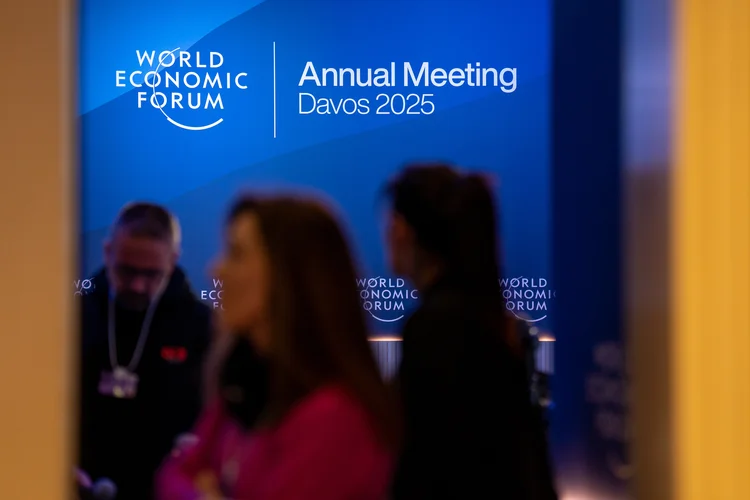 Brasil em Davos: cientistas alertam para riscos de pontos irreversíveis enquanto Brasil se prepara para sediar conferência. ( World Economic Forum/Gabriel Lado/Divulgação)
