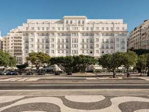 No Copacabana Palace, funcionários também vivem experiências de luxo: 'São nossos clientes internos'