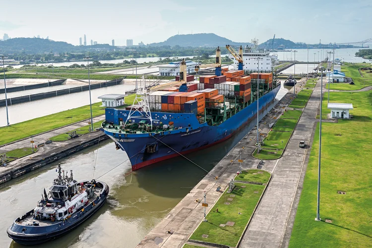 Canal do Panamá: Trump quer ampliar poder dos Estados Unidos sobre uma das principais passagens marítimas (Arnulfo Franco/AFP/Getty Images)