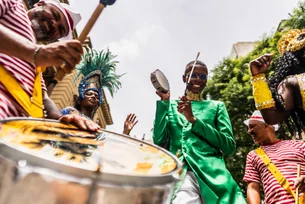 Bússola Cultural: Carnaval já começou com ensaios no Edifício Oswald de Andrade