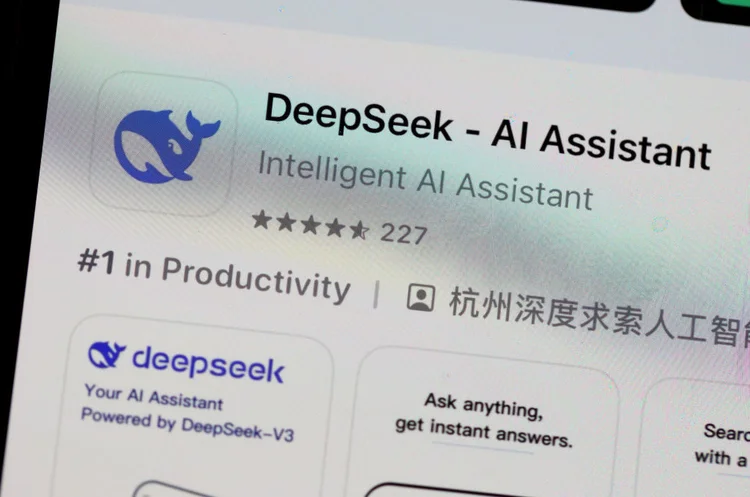 DeepSeek: novo modelo de IA da startup é tão eficiente quanto o dos concorrentes americanos (Justin Sullivan/Getty Images)