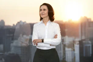 'Nunca é tarde para se desafiar', diz brasileira que virou CEO aos 64 anos de uma multinacional