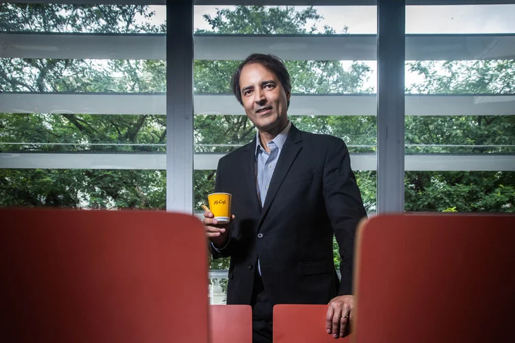 Rogerio Barreira, CEO do McDonald’s Brasil: “Comecei como atendente e sempre tive o compromisso de entregar o meu melhor, seja preparando uma batata frita ou liderando uma equipe” (Leandro Fonseca/Exame)