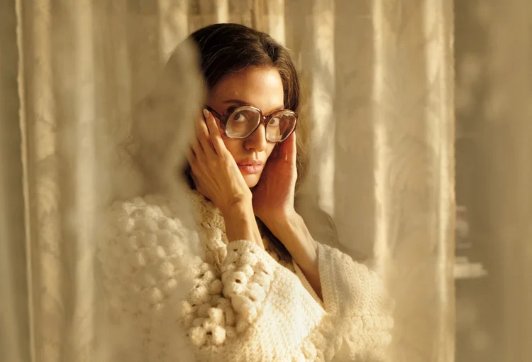Maria: Angelina Jolie como Maria Callas no filme inspirado na cantora de ópera (Pablo Larraín/Netflix)