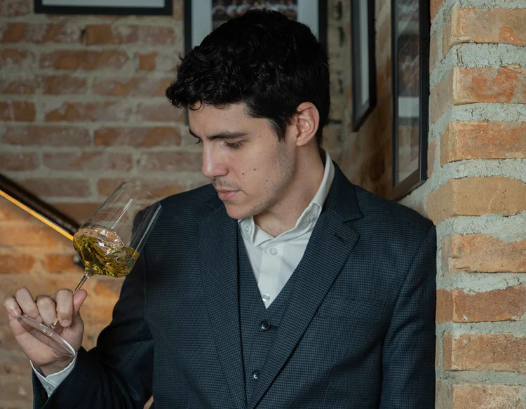 Danyel Steinle: sommelier do restaurante Nelita, em São Paulo. (Samuel Hideki/Divulgação)