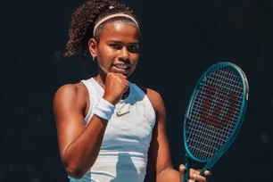 Imagem referente à matéria: Victoria Barros disputa o Australian Open nesta terça-feira; veja horário e onde assistir ao vivo