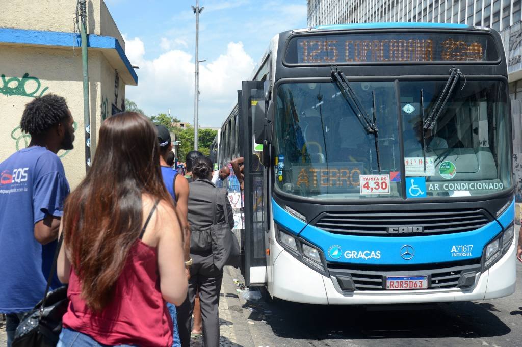 Passagem de ônibus vai aumentar para R$ 4,70 no Rio no domingo