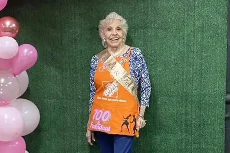 JoCleta Wilson, funcionária mais velha da Home Depot nos EUA (Home Depot/Reprodução)