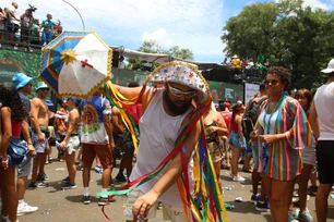 Imagem referente à matéria: Sexta-feira de Carnaval é ponto facultativo? Veja como será o expediente neste ano