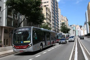 Greve dos ônibus em SP: motoristas encerram paralisação após reunião com Nunes