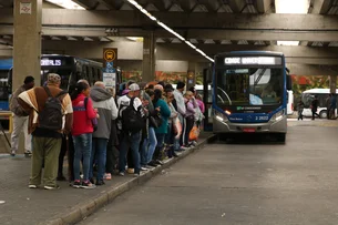 Mais de 9 milhões de brasileiros trabalham fora do município onde moram, diz Censo
